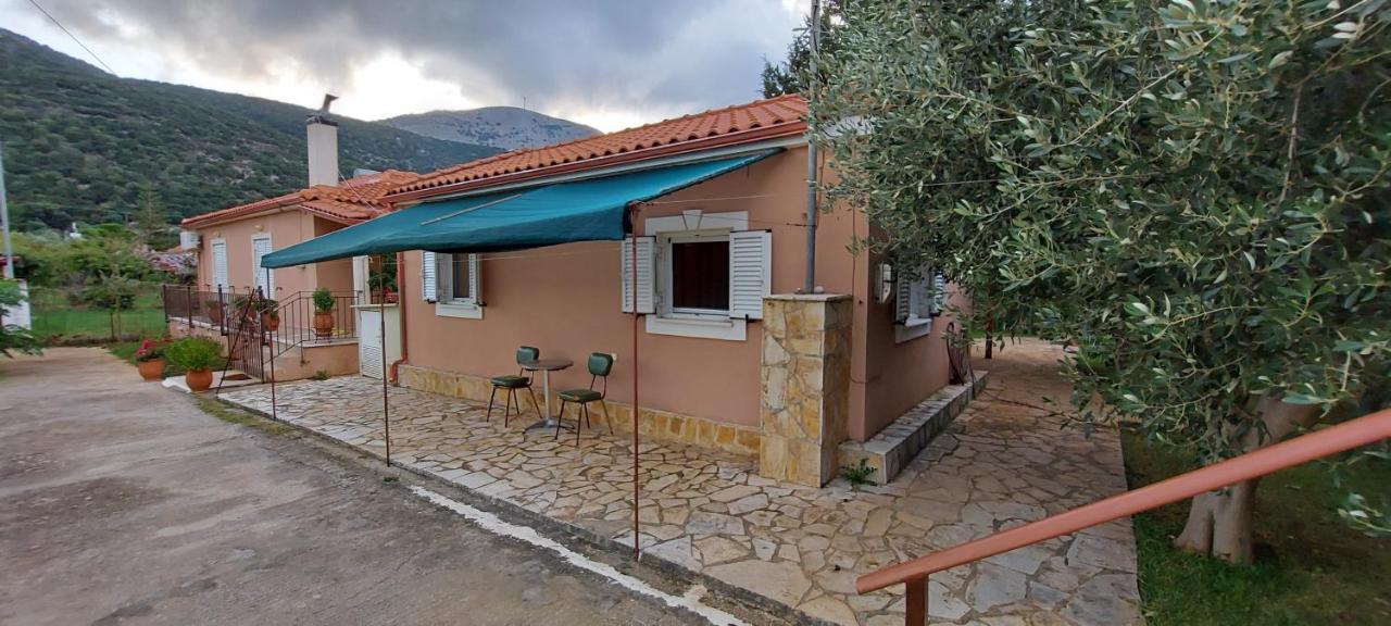 The Seasons Of Nickolas Agia Efimia Exterior foto